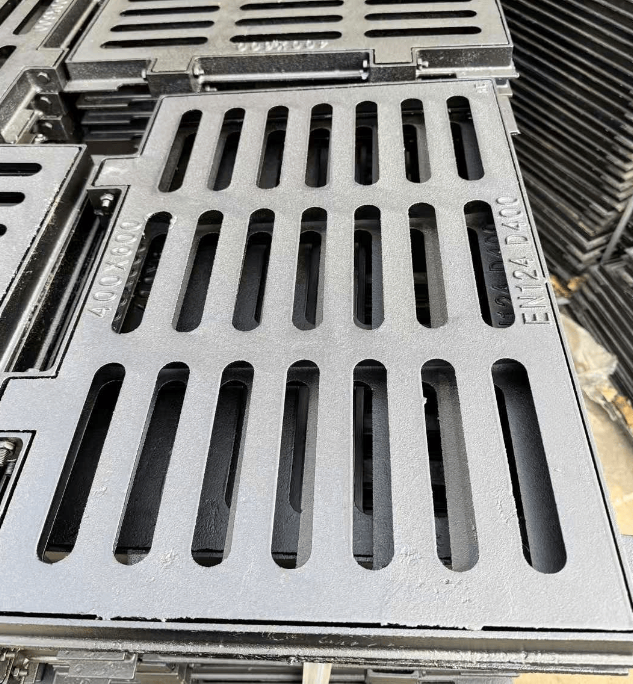 渝中球墨铸铁雨水单篦展示